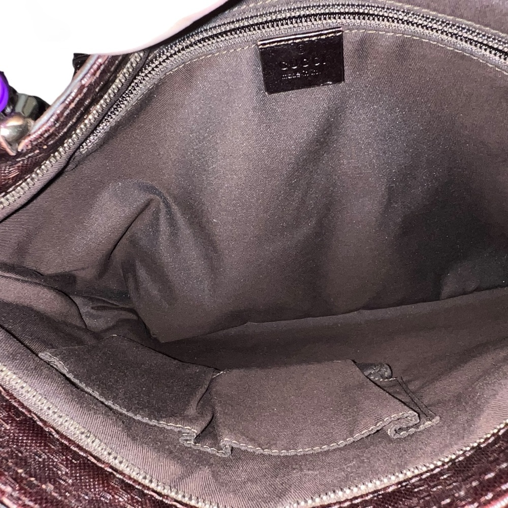 💎 SOLD - GUCCI Diamonte Embossed Leather Slim Zip Closure Crossbody Authentic! - Picture 7 of 16